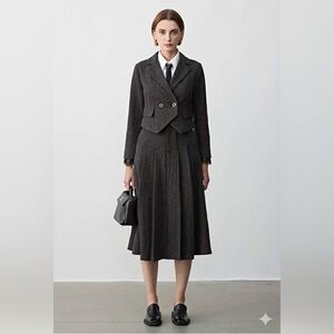 99% Wool with Lace Suits